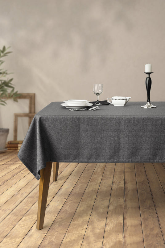 Grande Anthracite Tablecloth 150x220