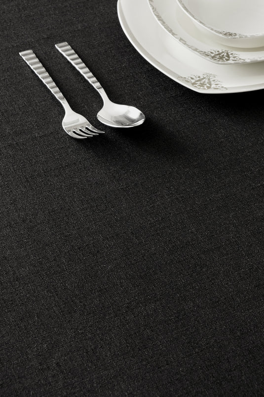 Grande Black Tablecloth 150x220