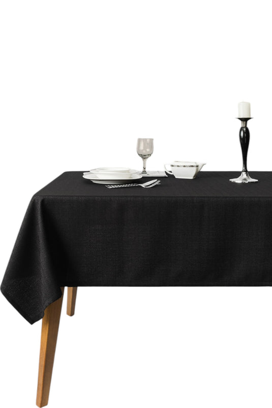 Grande Black Tablecloth 150x220