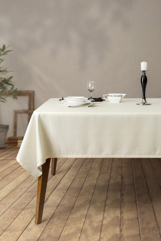 Grande Ecru Tablecloth 150x220